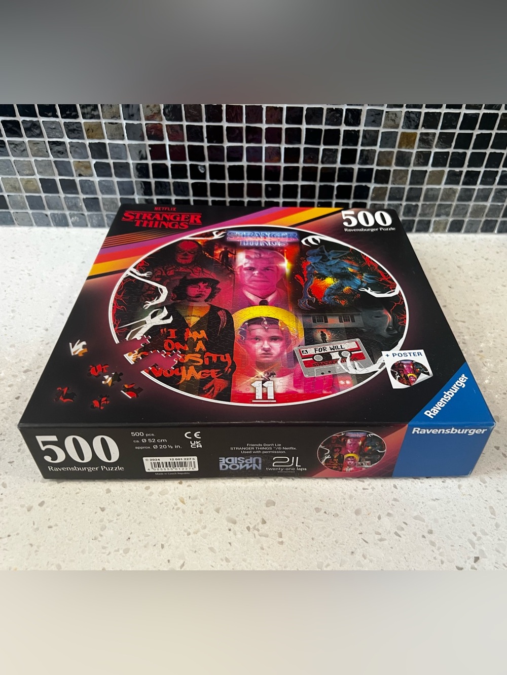 Ravensburger Stranger Things 500-Piece Round Puzzle - new BNWT